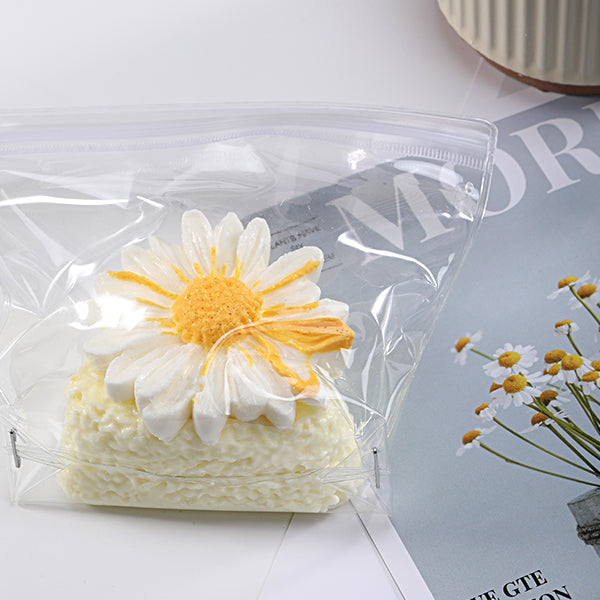 Chrysanthemum triangle rice ball squishy